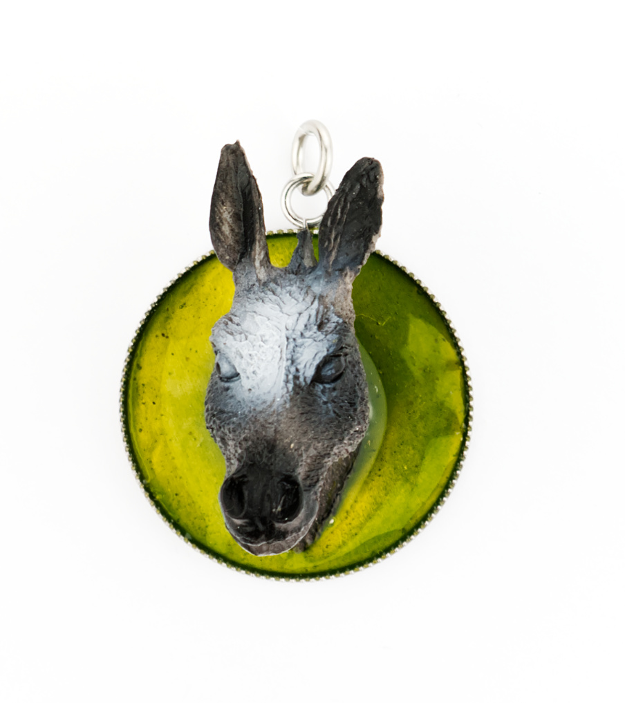Donkey green - hanger | Sieraad - Belinda Brama