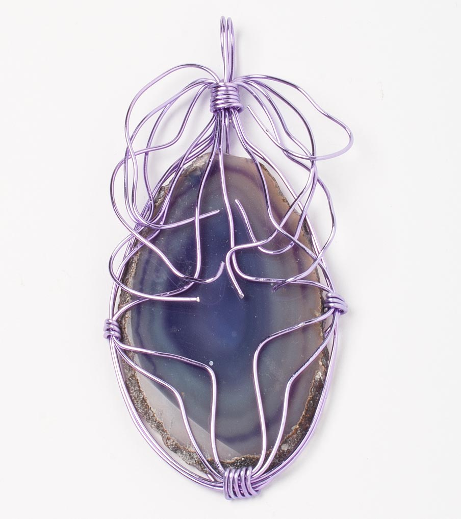 Steen paars hanger wirewrapping | Sieraad - Belinda Brama